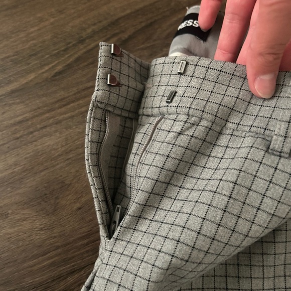 Express publicist barely boot trousers - Picture 4 of 7